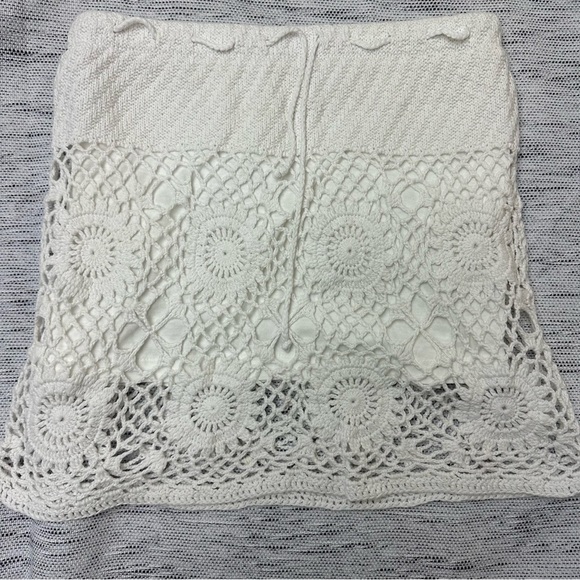 Aeropostale Dresses & Skirts - White Knitted Crochet Sun Shape Lined Mini skirt by aeropostale M